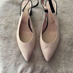 Sling-backs with chunky heel.